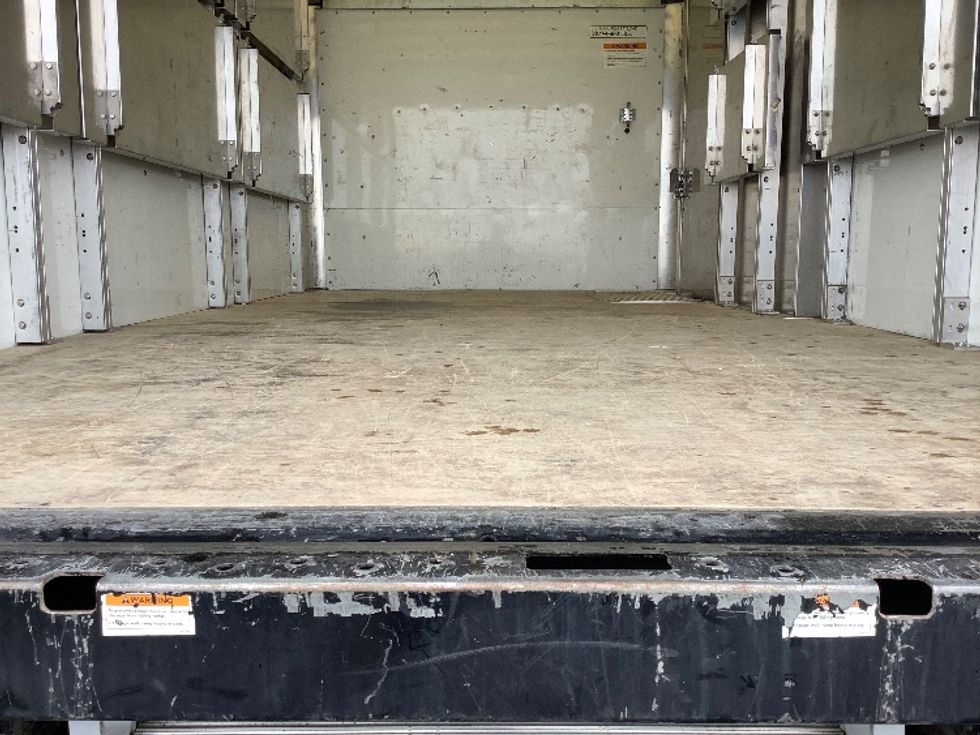 Light Duty Box Truck-Light and Medium Duty Trucks-GMC-2022-Savana G33903-Pasco-WA-26,503\n\t\tmiles-$ 44,250 - Image 10