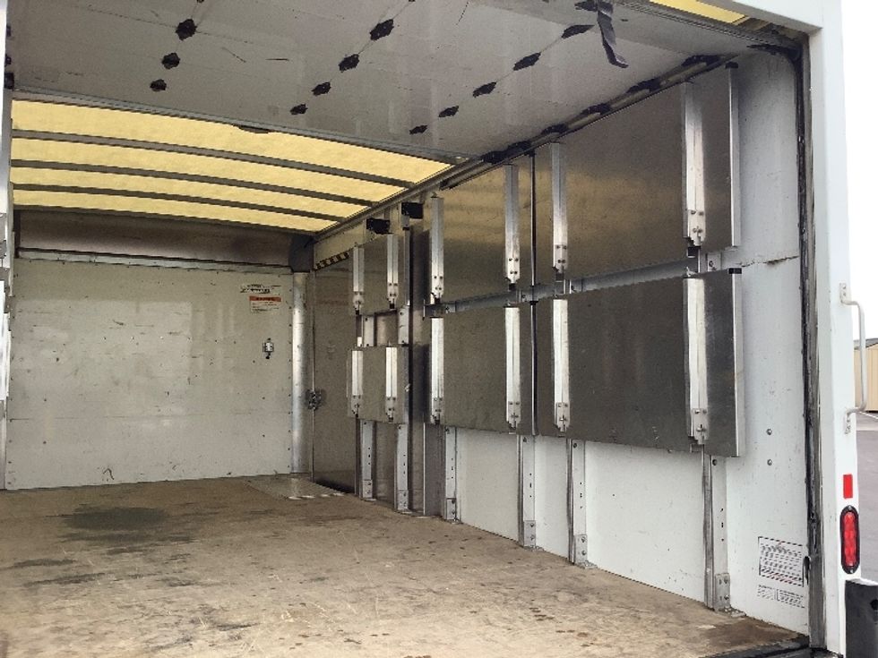 Light Duty Box Truck-Light and Medium Duty Trucks-GMC-2022-Savana G33903-Pasco-WA-26,503\n\t\tmiles-$ 44,250 - Image 12