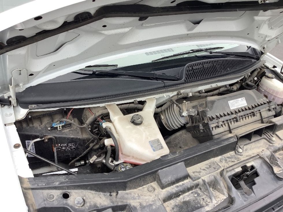 Light Duty Box Truck-Light and Medium Duty Trucks-GMC-2022-Savana G33903-Pasco-WA-26,503\n\t\tmiles-$ 44,250 - Image 24