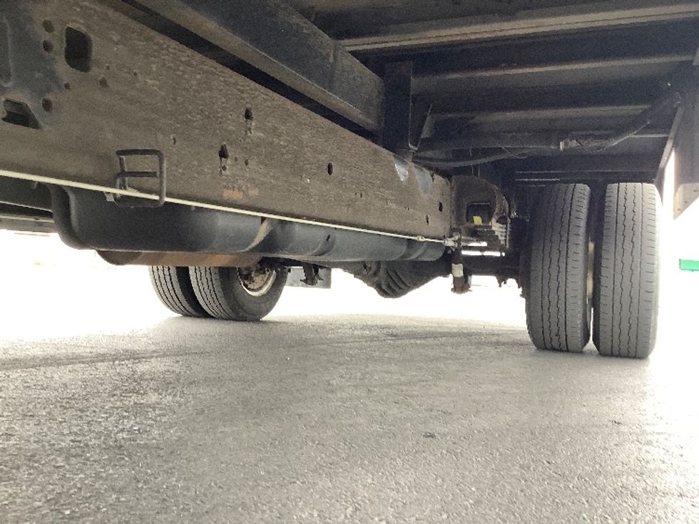 Light Duty Box Truck-Light and Medium Duty Trucks-GMC-2022-Savana G33903-Pasco-WA-26,503\n\t\tmiles-$ 44,250 - Image 5