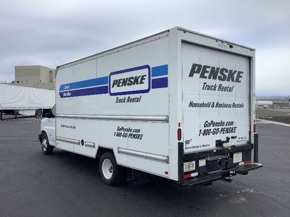 Light Duty Box Truck-Light and Medium Duty Trucks-GMC-2022-Savana G33903-Pasco-WA-26,503\n\t\tmiles-$ 44,250 - Image 6