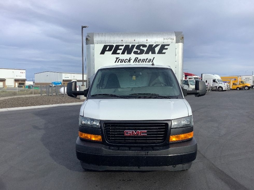 Light Duty Box Truck-Light and Medium Duty Trucks-GMC-2022-Savana G33903-Pasco-WA-38,151\n\t\tmiles-$ 43,250 - Image 2