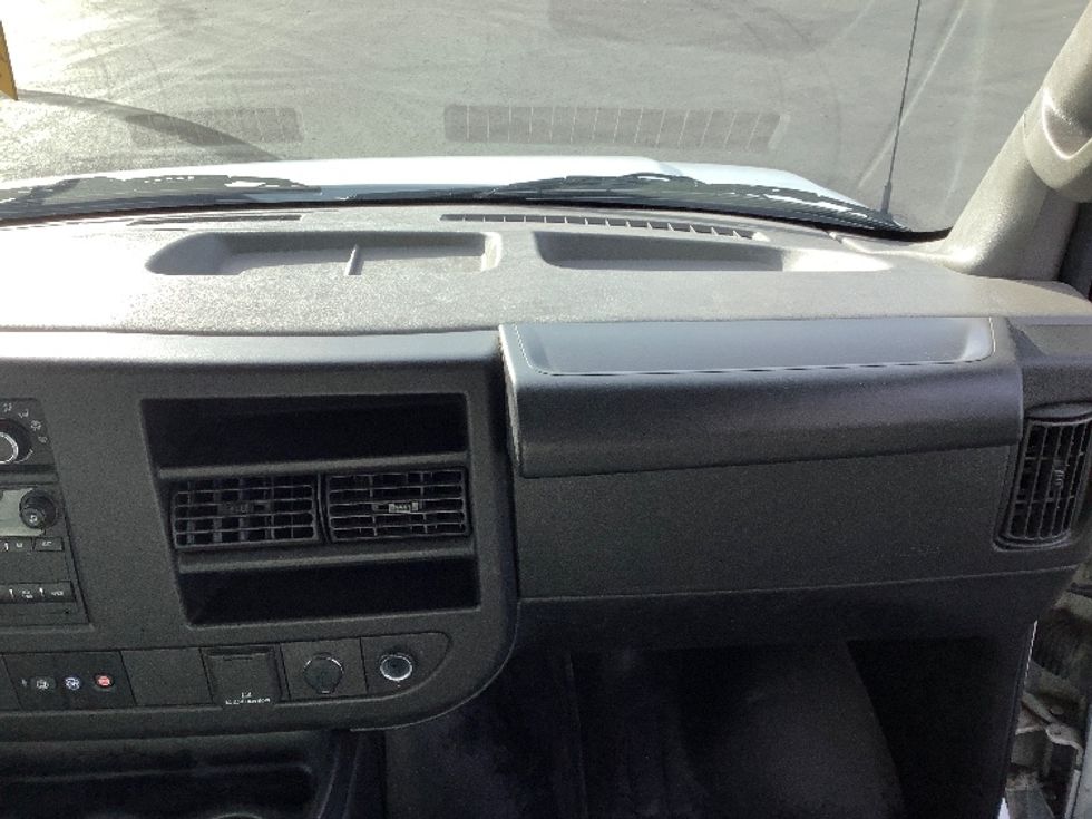 Light Duty Box Truck-Light and Medium Duty Trucks-GMC-2022-Savana G33903-Pasco-WA-38,151\n\t\tmiles-$ 43,250 - Image 21