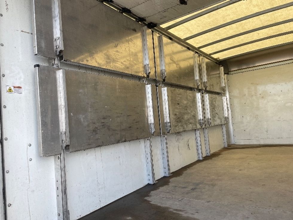 Light Duty Box Truck-Light and Medium Duty Trucks-GMC-2022-Savana G33903-Pasco-WA-38,498\n\t\tmiles-$ 46,250 - Image 11