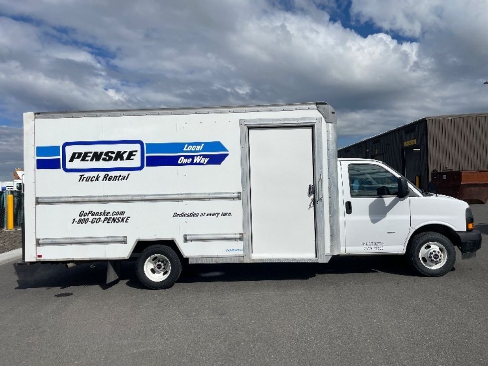 Light Duty Box Truck-Light and Medium Duty Trucks-GMC-2022-Savana G33903-Pasco-WA-38,498\n\t\tmiles-$ 46,250 - Image 15