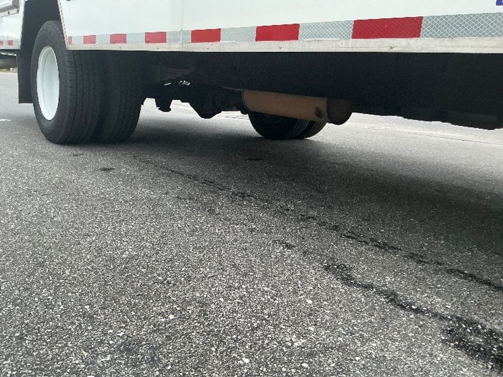 Light Duty Box Truck-Light and Medium Duty Trucks-GMC-2022-Savana G33903-Pensacola-FL-106,299\n\t\tmiles-$ 32,000 - Image 14