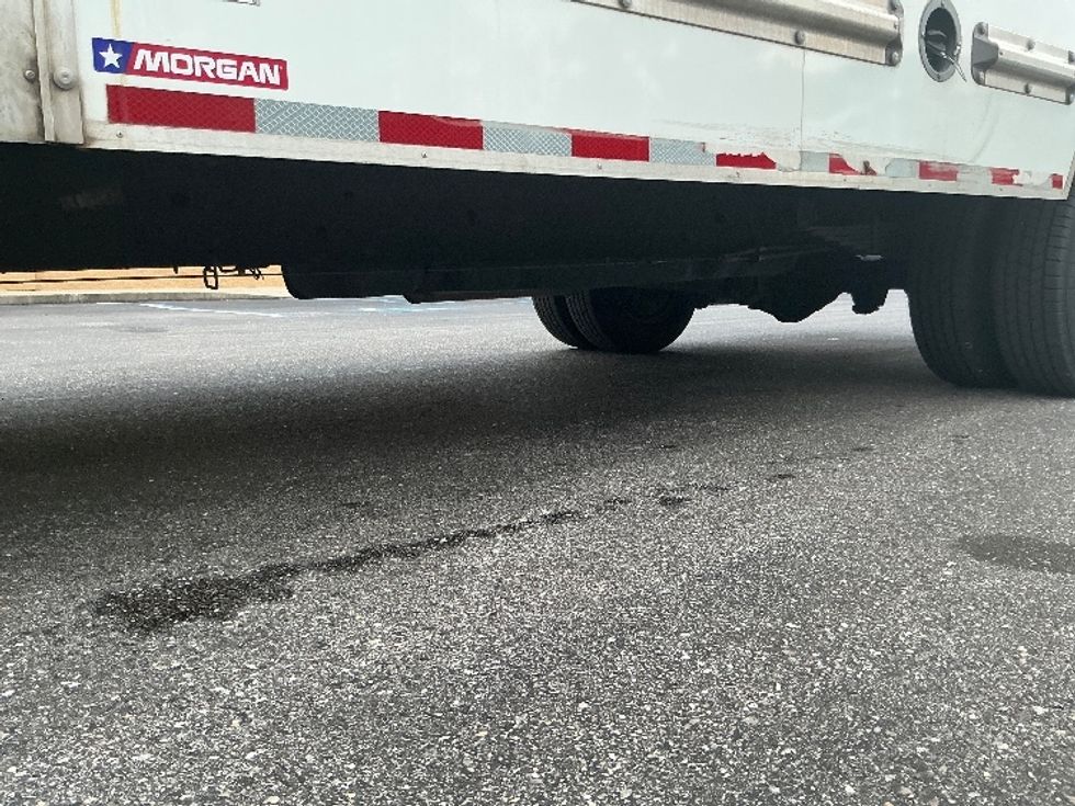 Light Duty Box Truck-Light and Medium Duty Trucks-GMC-2022-Savana G33903-Pensacola-FL-106,299\n\t\tmiles-$ 32,000 - Image 5