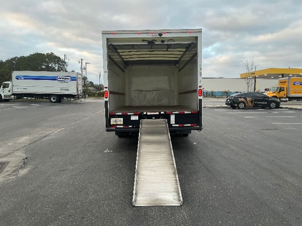 Light Duty Box Truck-Light and Medium Duty Trucks-GMC-2022-Savana G33903-Pensacola-FL-106,299\n\t\tmiles-$ 32,000 - Image 9