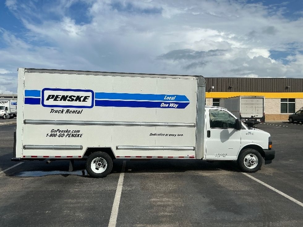 Light Duty Box Truck-Light and Medium Duty Trucks-GMC-2022-Savana G33903-Pensacola-FL-112,250\n\t\tmiles-$ 30,500 - Image 12