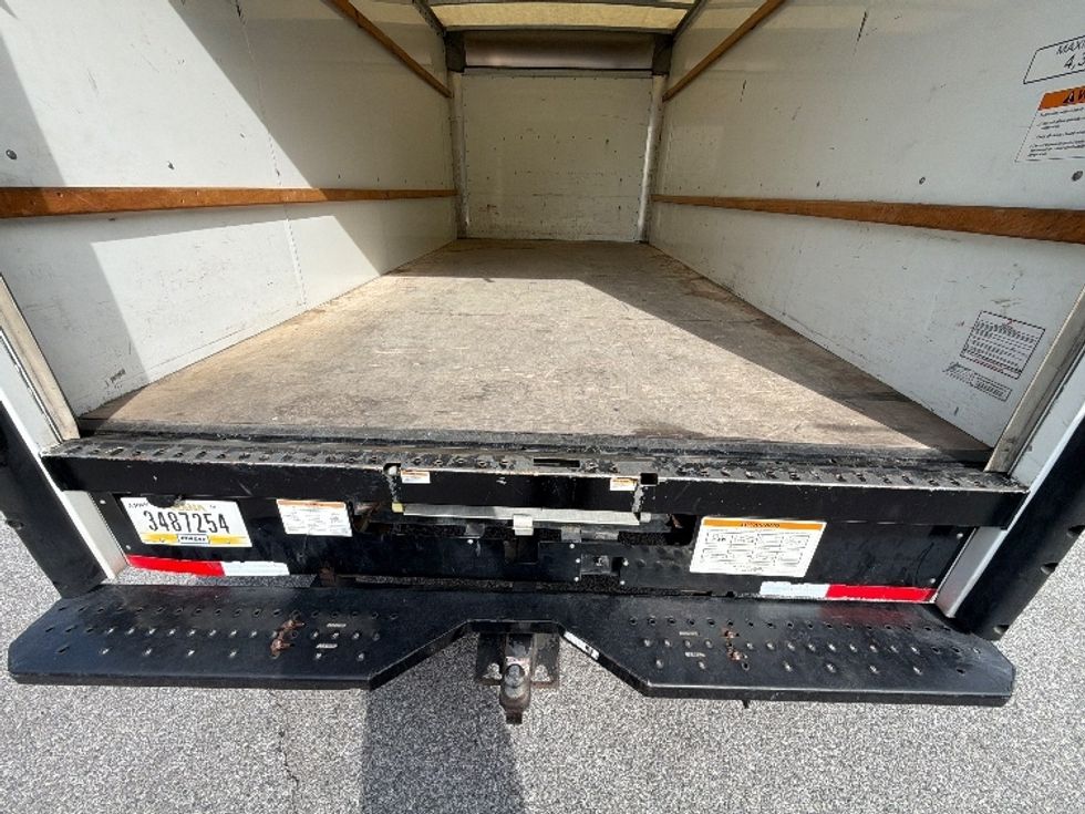 Light Duty Box Truck-Light and Medium Duty Trucks-GMC-2022-Savana G33903-Pensacola-FL-120,417\n\t\tmiles-$ 29,750 - Image 10