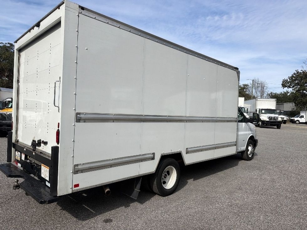 Light Duty Box Truck-Light and Medium Duty Trucks-GMC-2022-Savana G33903-Pensacola-FL-120,417\n\t\tmiles-$ 29,750 - Image 13