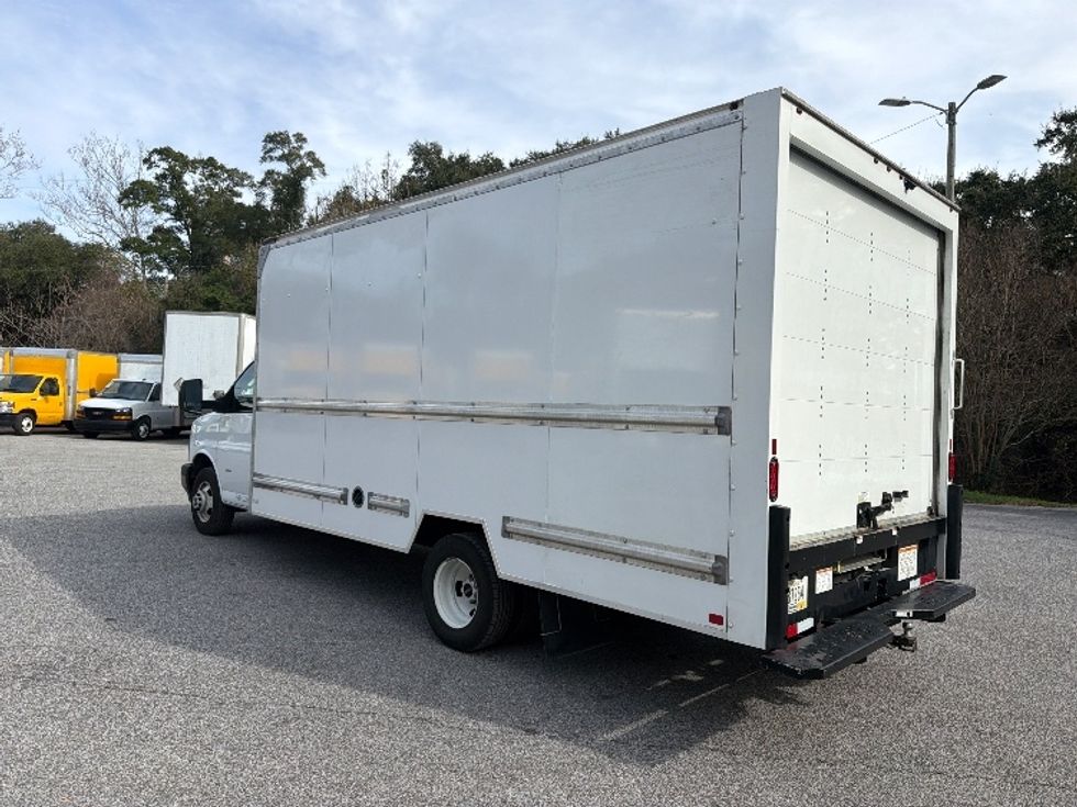 Light Duty Box Truck-Light and Medium Duty Trucks-GMC-2022-Savana G33903-Pensacola-FL-120,417\n\t\tmiles-$ 29,750 - Image 6