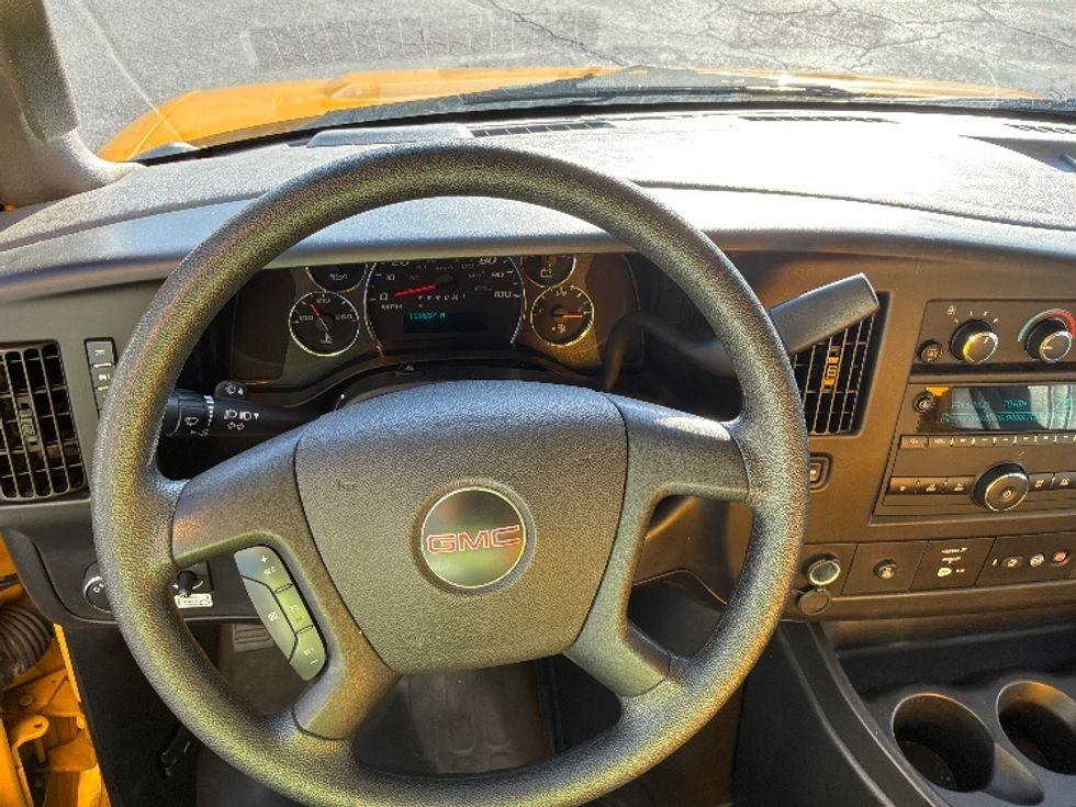 Light Duty Box Truck-Light and Medium Duty Trucks-GMC-2022-Savana G33903-Pensacola-FL-122,903\n\t\tmiles-$ 24,000 - Image 17