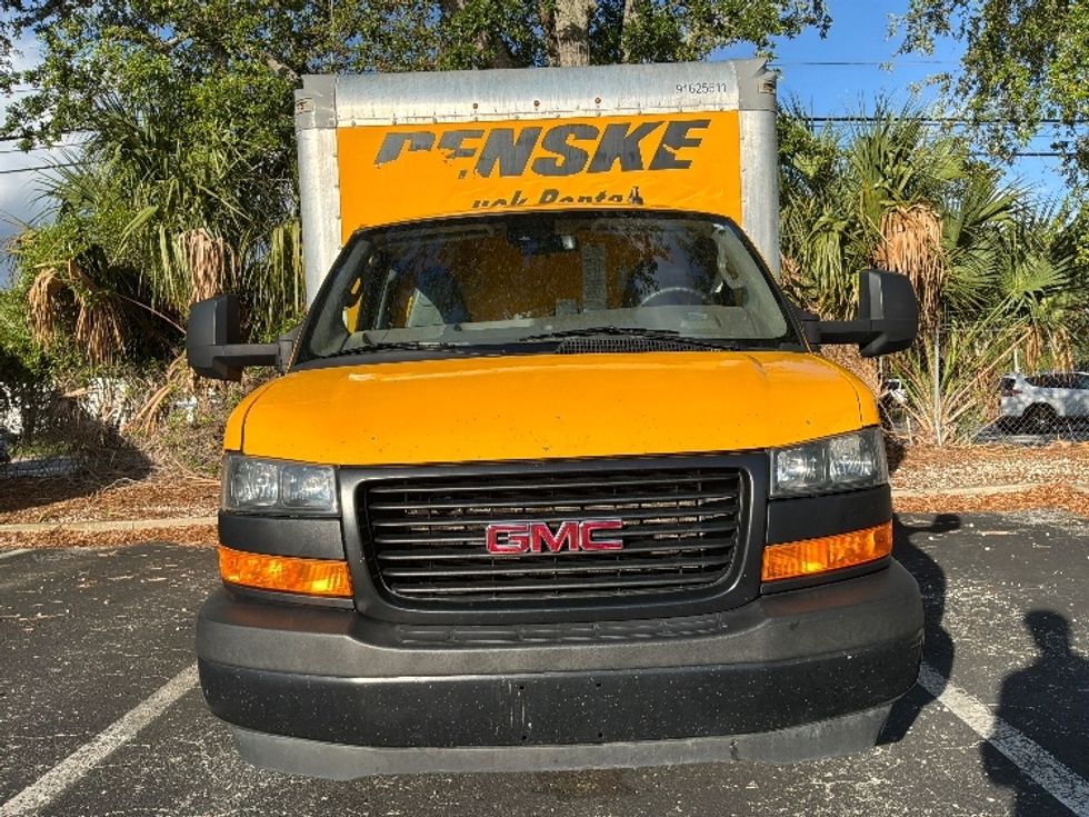 Light Duty Box Truck-Light and Medium Duty Trucks-GMC-2022-Savana G33903-Pensacola-FL-122,903\n\t\tmiles-$ 24,000 - Image 2