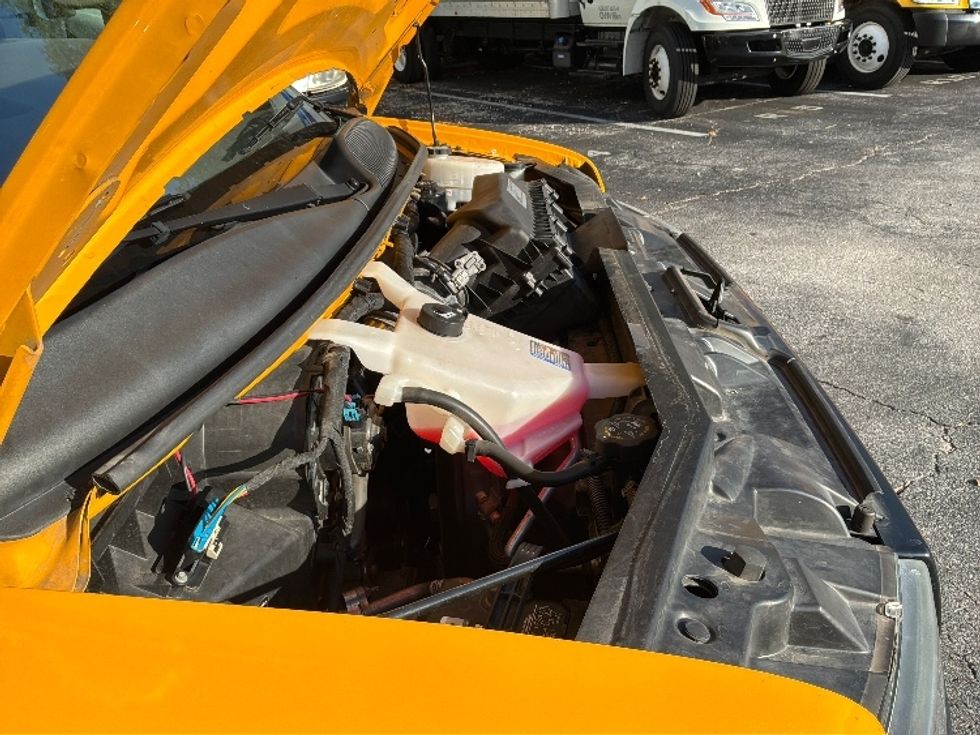 Light Duty Box Truck-Light and Medium Duty Trucks-GMC-2022-Savana G33903-Pensacola-FL-122,903\n\t\tmiles-$ 24,000 - Image 22