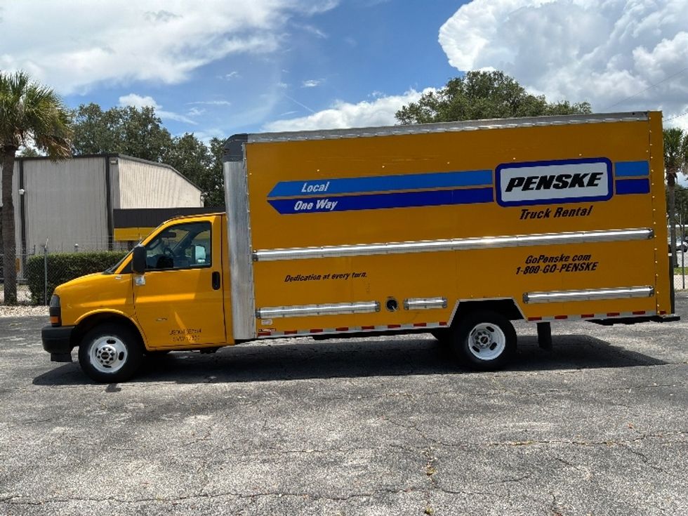 Light Duty Box Truck-Light and Medium Duty Trucks-GMC-2022-Savana G33903-Pensacola-FL-122,903\n\t\tmiles-$ 24,000 - Image 3