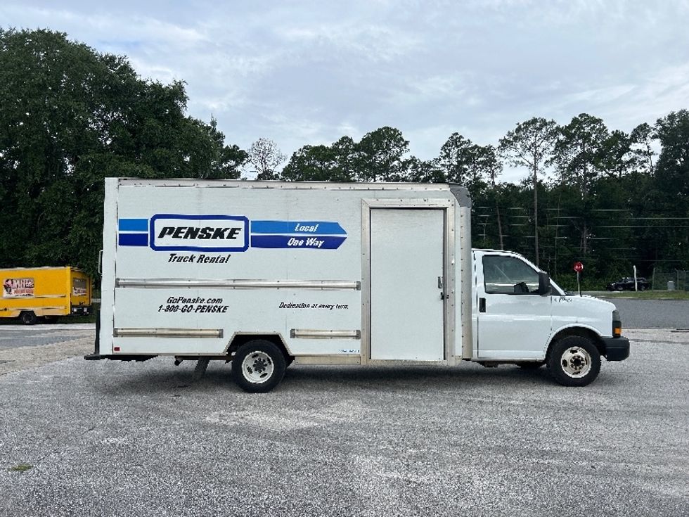 Light Duty Box Truck-Light and Medium Duty Trucks-GMC-2022-Savana G33903-Pensacola-FL-65,251\n\t\tmiles-$ 39,250 - Image 15