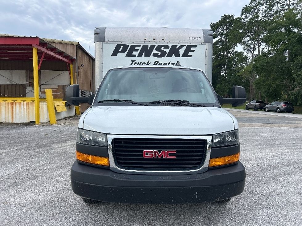 Light Duty Box Truck-Light and Medium Duty Trucks-GMC-2022-Savana G33903-Pensacola-FL-65,251\n\t\tmiles-$ 39,250 - Image 2