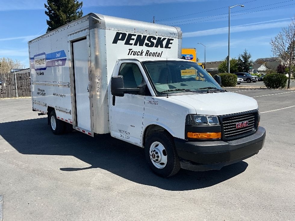 Light Duty Box Truck-Light and Medium Duty Trucks-GMC-2022-Savana G33903-Perris-CA-22,556\n\t\tmiles-$ 57,500 - Image 1