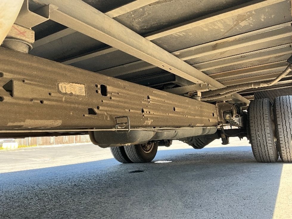 Light Duty Box Truck-Light and Medium Duty Trucks-GMC-2022-Savana G33903-Perris-CA-22,556\n\t\tmiles-$ 57,500 - Image 5