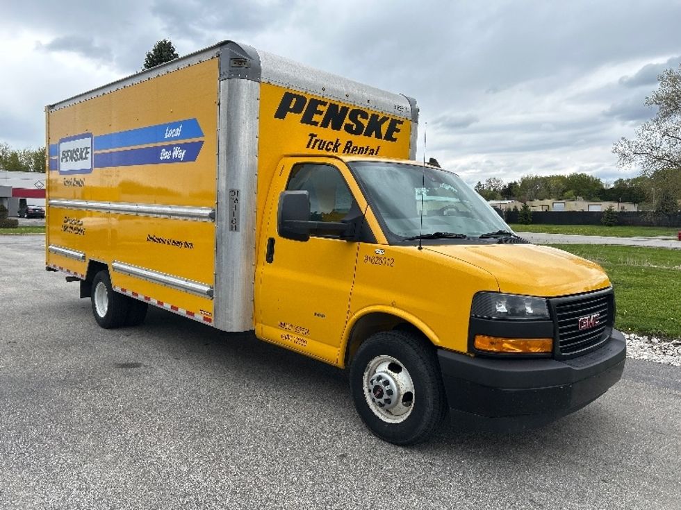 Light Duty Box Truck-Light and Medium Duty Trucks-GMC-2022-Savana G33903-Pewaukee-WI-90,018\n\t\tmiles-$ 27,250 - Image 1