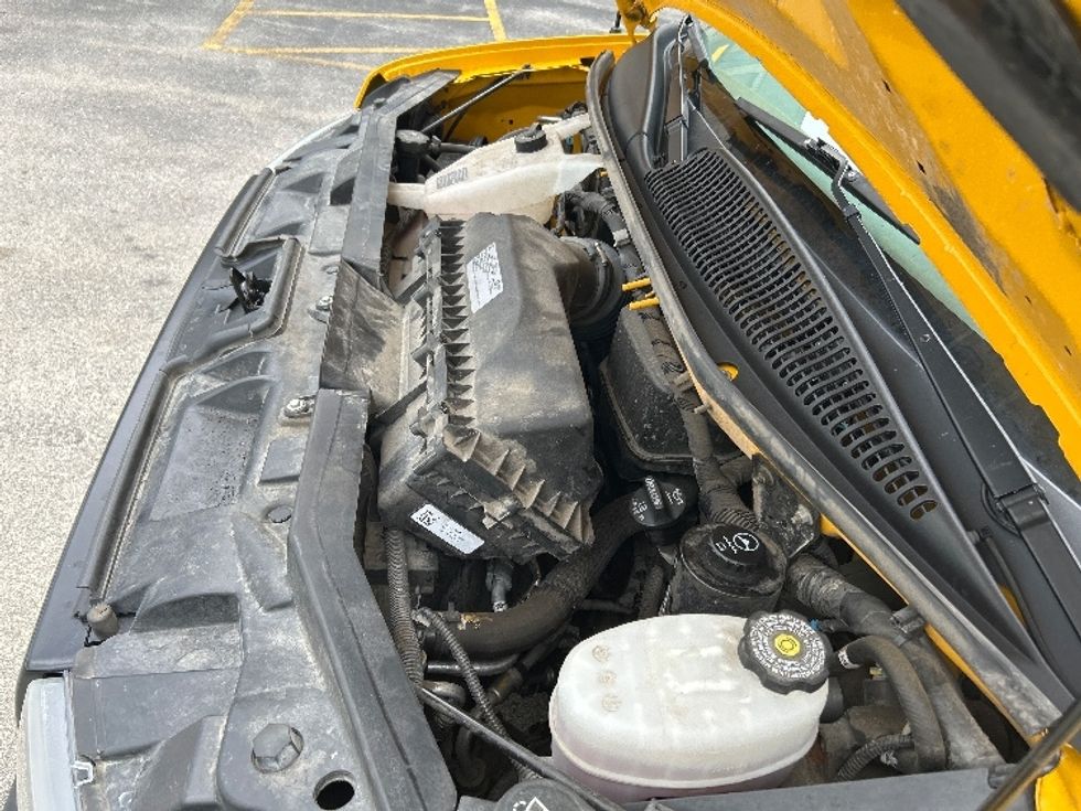 Light Duty Box Truck-Light and Medium Duty Trucks-GMC-2022-Savana G33903-Pewaukee-WI-90,018\n\t\tmiles-$ 27,250 - Image 24
