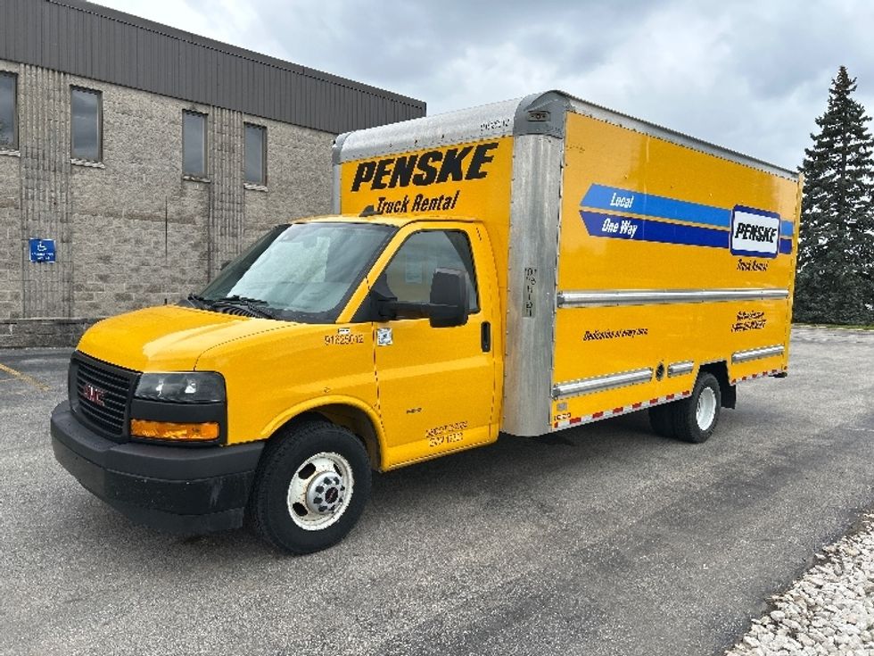 Light Duty Box Truck-Light and Medium Duty Trucks-GMC-2022-Savana G33903-Pewaukee-WI-90,018\n\t\tmiles-$ 27,250 - Image 3