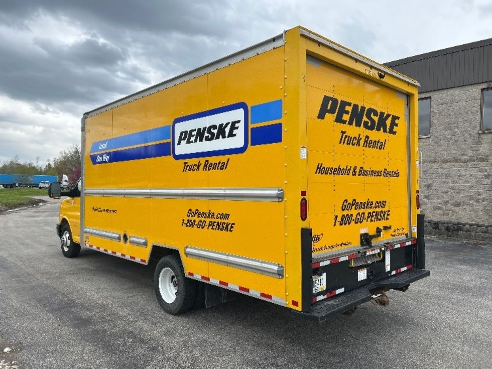 Light Duty Box Truck-Light and Medium Duty Trucks-GMC-2022-Savana G33903-Pewaukee-WI-90,018\n\t\tmiles-$ 27,250 - Image 6