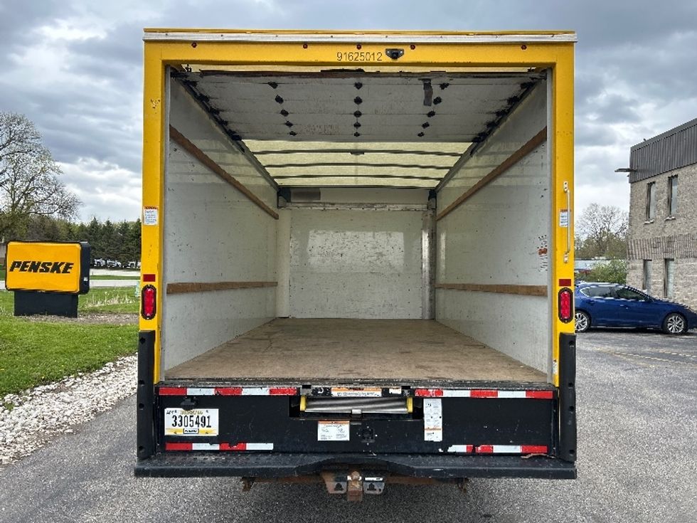 Light Duty Box Truck-Light and Medium Duty Trucks-GMC-2022-Savana G33903-Pewaukee-WI-90,018\n\t\tmiles-$ 27,250 - Image 8