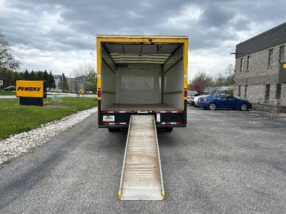 Light Duty Box Truck-Light and Medium Duty Trucks-GMC-2022-Savana G33903-Pewaukee-WI-90,018\n\t\tmiles-$ 27,250 - Image 9