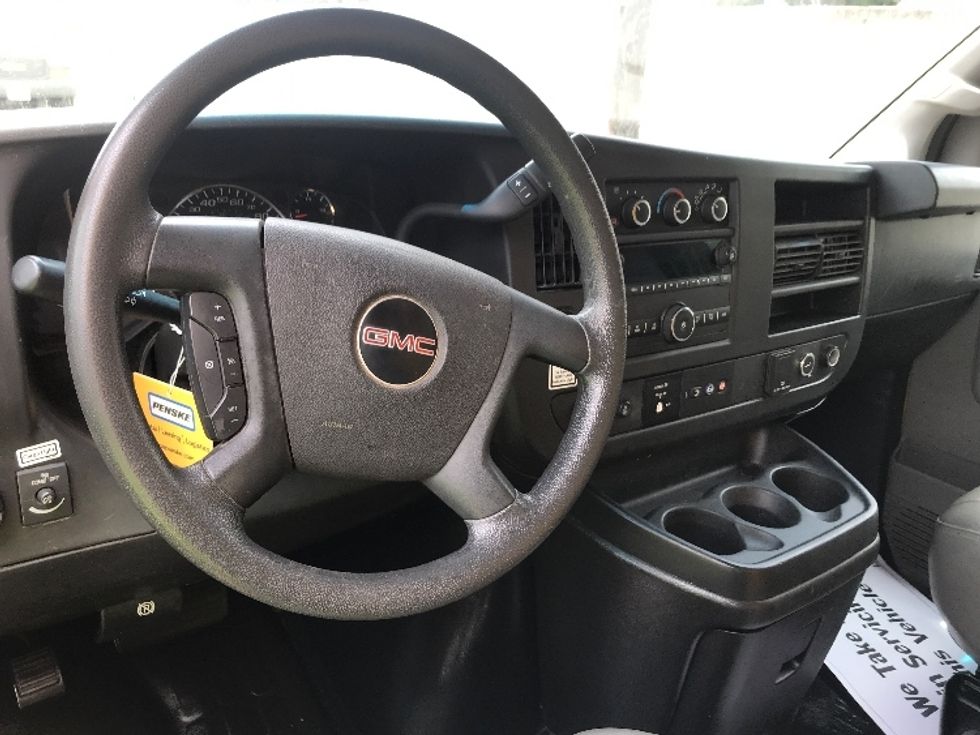 Light Duty Box Truck-Light and Medium Duty Trucks-GMC-2022-Savana G33903-Pharr-TX-60,744\n\t\tmiles-$ 34,250 - Image 17