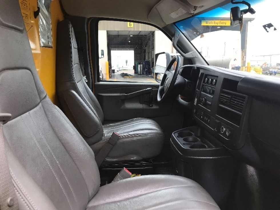 Light Duty Box Truck-Light and Medium Duty Trucks-GMC-2022-Savana G33903-Pharr-TX-60,744\n\t\tmiles-$ 34,250 - Image 22