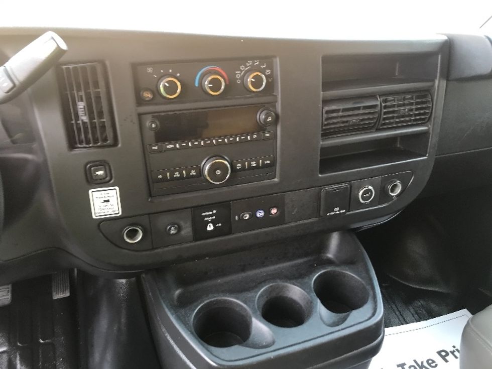 Light Duty Box Truck-Light and Medium Duty Trucks-GMC-2022-Savana G33903-Pharr-TX-60,744\n\t\tmiles-$ 34,250 - Image 27