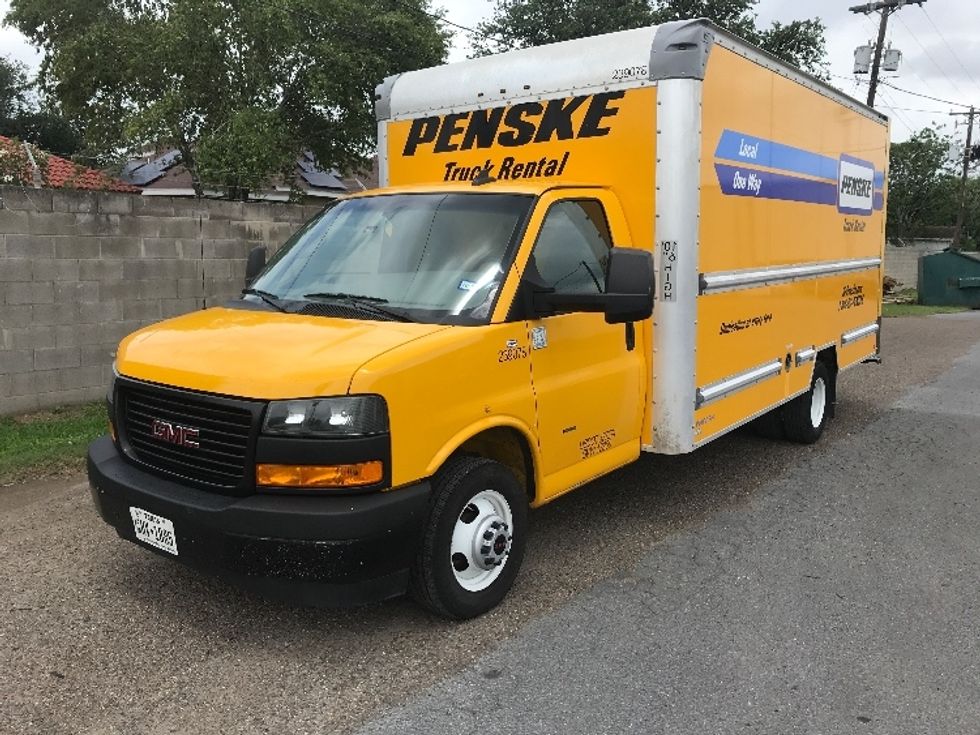 Light Duty Box Truck-Light and Medium Duty Trucks-GMC-2022-Savana G33903-Pharr-TX-60,744\n\t\tmiles-$ 34,250 - Image 3