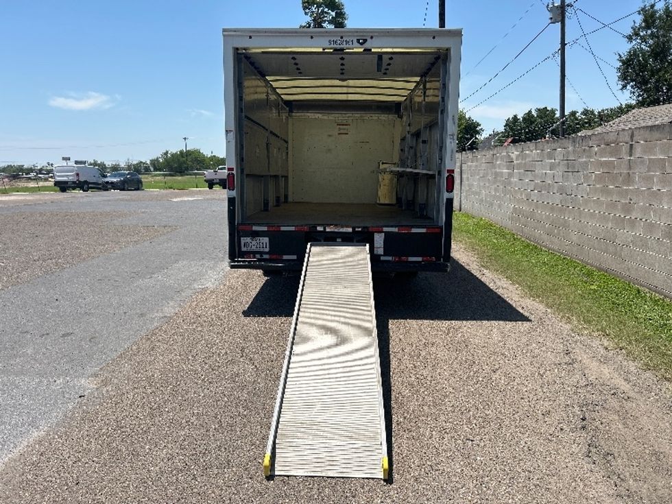 Light Duty Box Truck-Light and Medium Duty Trucks-GMC-2022-Savana G33903-Pharr-TX-62,720\n\t\tmiles-$ 39,000 - Image 9