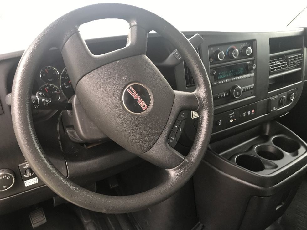 Light Duty Box Truck-Light and Medium Duty Trucks-GMC-2022-Savana G33903-Pharr-TX-85,371\n\t\tmiles-$ 32,500 - Image 17