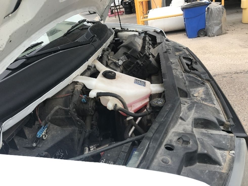 Light Duty Box Truck-Light and Medium Duty Trucks-GMC-2022-Savana G33903-Pharr-TX-85,371\n\t\tmiles-$ 32,500 - Image 23