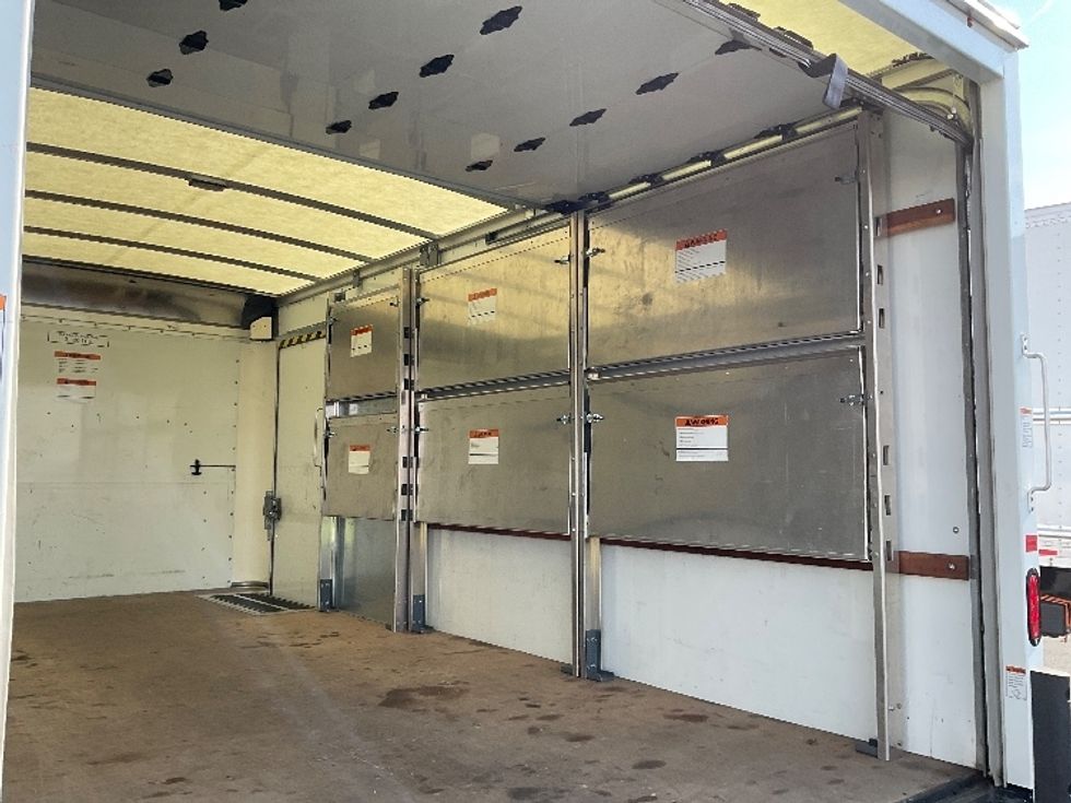 Light Duty Box Truck-Light and Medium Duty Trucks-GMC-2022-Savana G33903-Philadelphia-PA-24,322\n\t\tmiles-$ 43,000 - Image 10