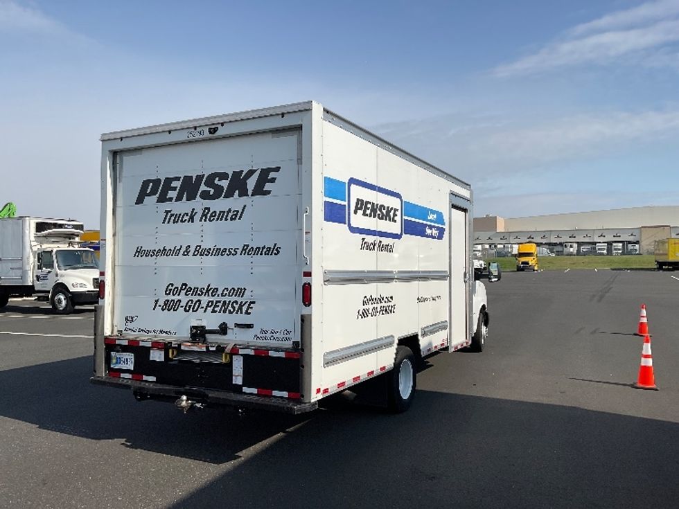 Light Duty Box Truck-Light and Medium Duty Trucks-GMC-2022-Savana G33903-Philadelphia-PA-24,322\n\t\tmiles-$ 43,000 - Image 11