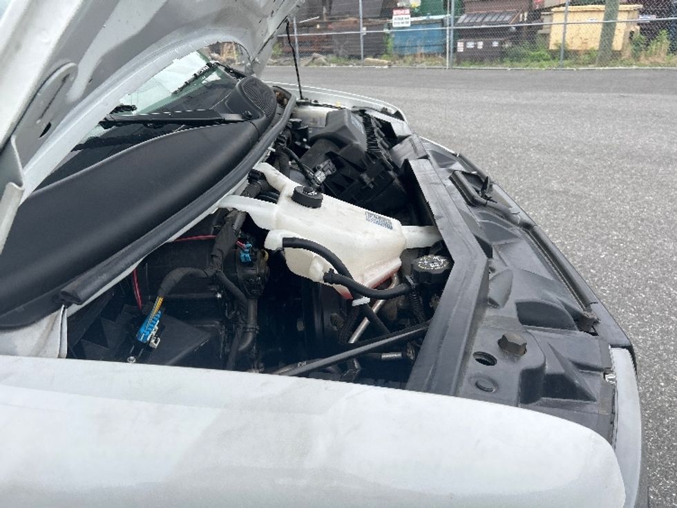 Light Duty Box Truck-Light and Medium Duty Trucks-GMC-2022-Savana G33903-Philadelphia-PA-27,644\n\t\tmiles-$ 41,750 - Image 23