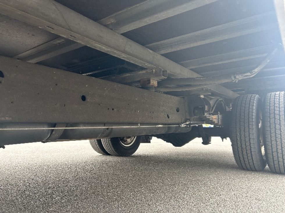 Light Duty Box Truck-Light and Medium Duty Trucks-GMC-2022-Savana G33903-Philadelphia-PA-27,644\n\t\tmiles-$ 41,750 - Image 5