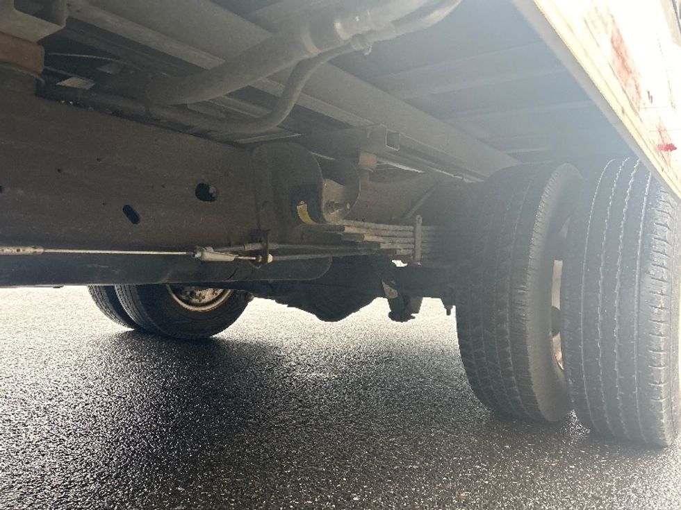 Light Duty Box Truck-Light and Medium Duty Trucks-GMC-2022-Savana G33903-Philadelphia-PA-33,983\n\t\tmiles-$ 42,000 - Image 5