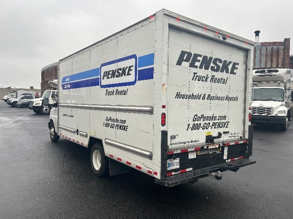 Light Duty Box Truck-Light and Medium Duty Trucks-GMC-2022-Savana G33903-Philadelphia-PA-33,983\n\t\tmiles-$ 42,000 - Image 6