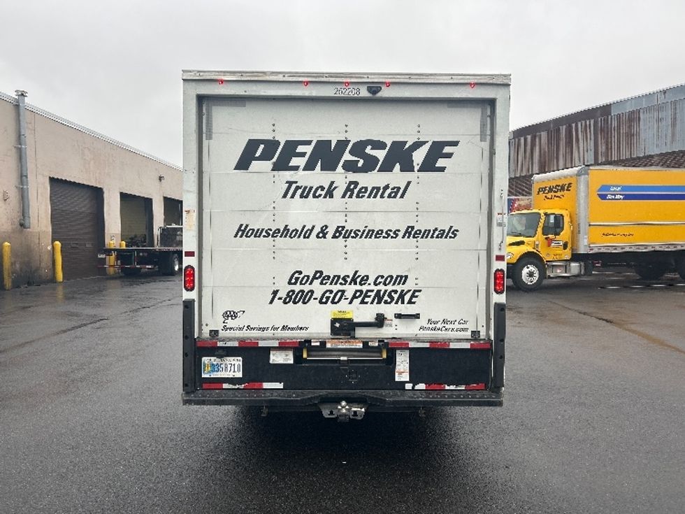 Light Duty Box Truck-Light and Medium Duty Trucks-GMC-2022-Savana G33903-Philadelphia-PA-33,983\n\t\tmiles-$ 42,000 - Image 7