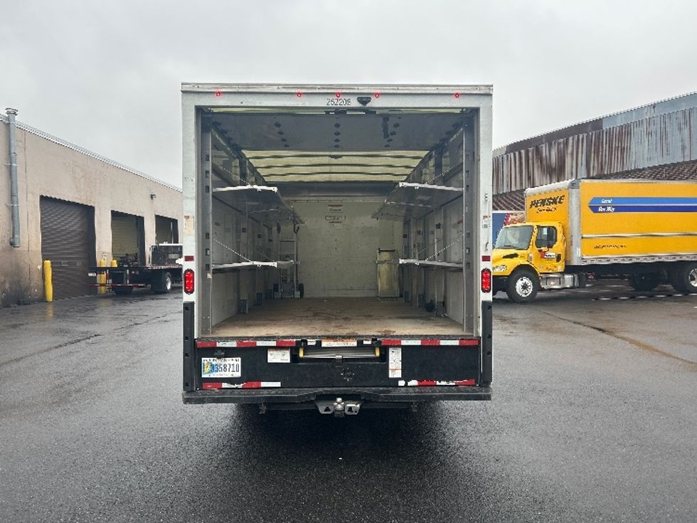 Light Duty Box Truck-Light and Medium Duty Trucks-GMC-2022-Savana G33903-Philadelphia-PA-33,983\n\t\tmiles-$ 42,000 - Image 8