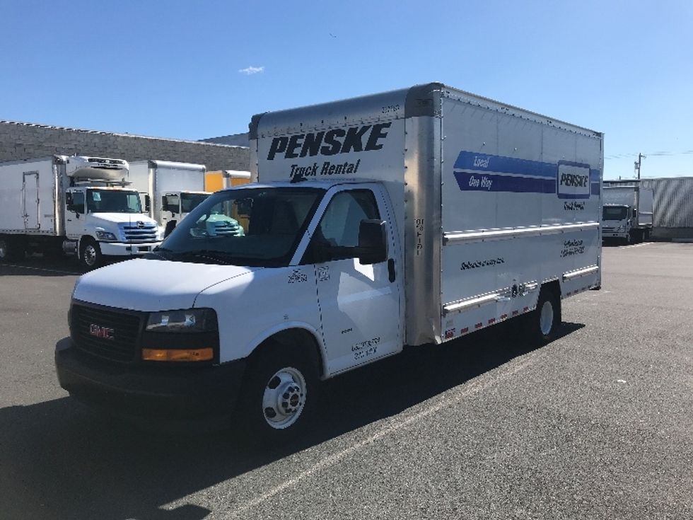 Light Duty Box Truck-Light and Medium Duty Trucks-GMC-2022-Savana G33903-Philadelphia-PA-36,610\n\t\tmiles-$ 43,500 - Image 3