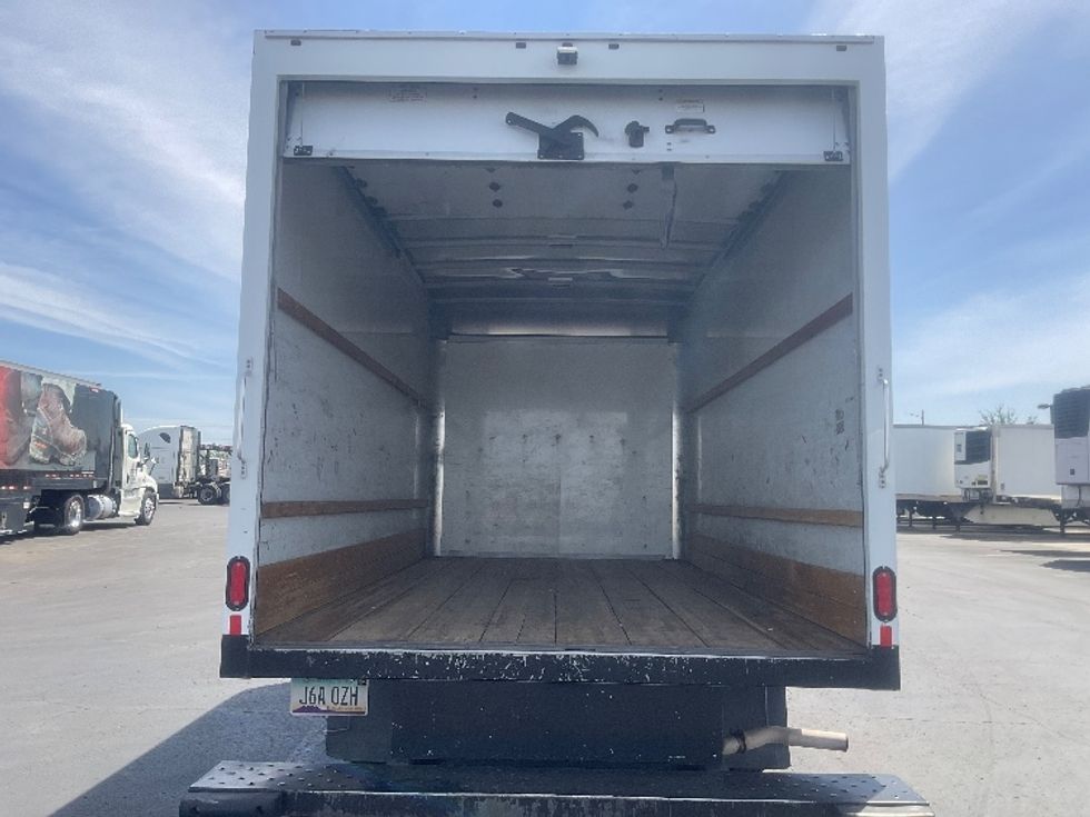 Light Duty Box Truck-Light and Medium Duty Trucks-GMC-2022-Savana G33903-Phoenix-AZ-135,018\n\t\tmiles-$ 22,750 - Image 8