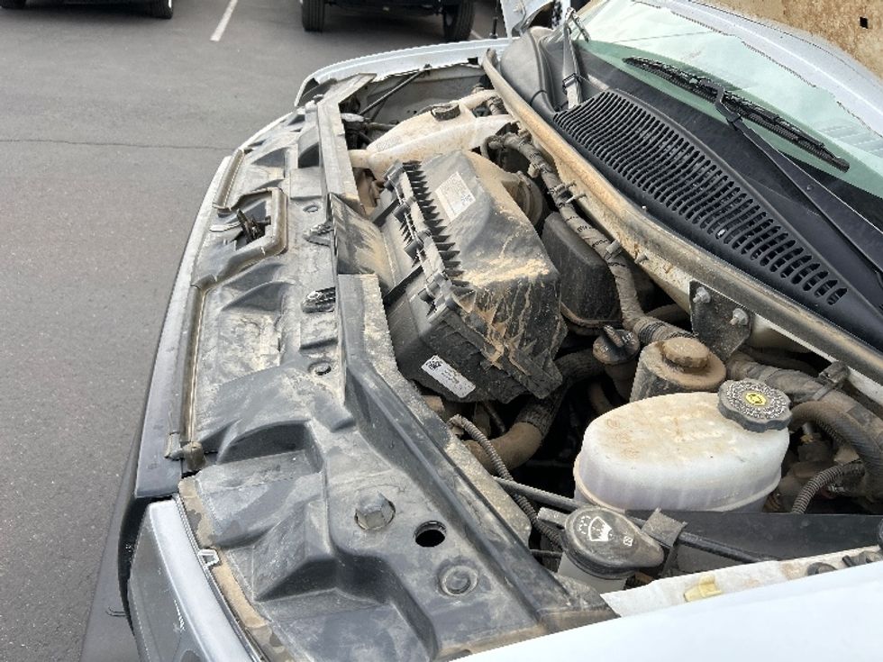 Light Duty Box Truck-Light and Medium Duty Trucks-GMC-2022-Savana G33903-Phoenix-AZ-29,292\n\t\tmiles-$ 45,000 - Image 24