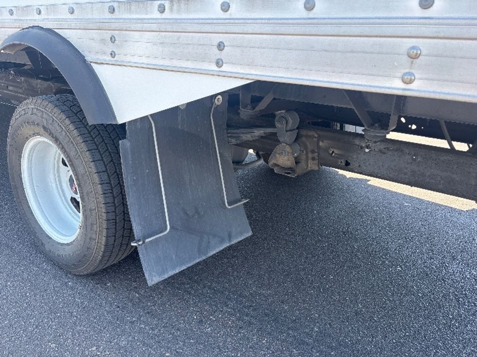 Light Duty Box Truck-Light and Medium Duty Trucks-GMC-2022-Savana G33903-Phoenix-AZ-74,095\n\t\tmiles-$ 35,250 - Image 25