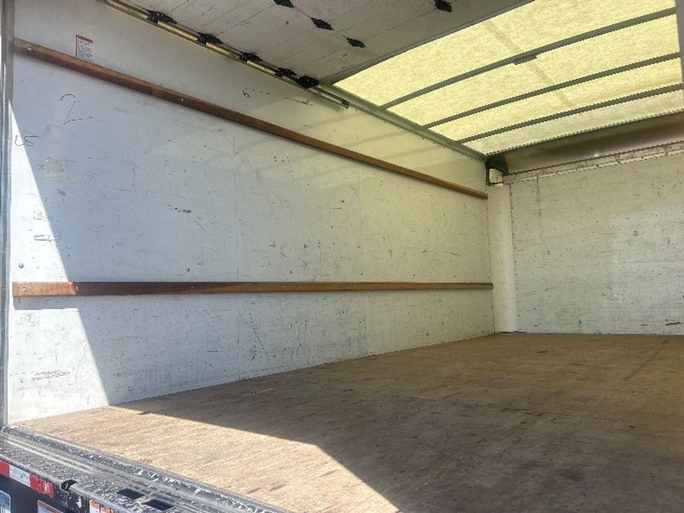 Light Duty Box Truck-Light and Medium Duty Trucks-GMC-2022-Savana G33903-Phoenix-AZ-83,560\n\t\tmiles-$ 26,500 - Image 11